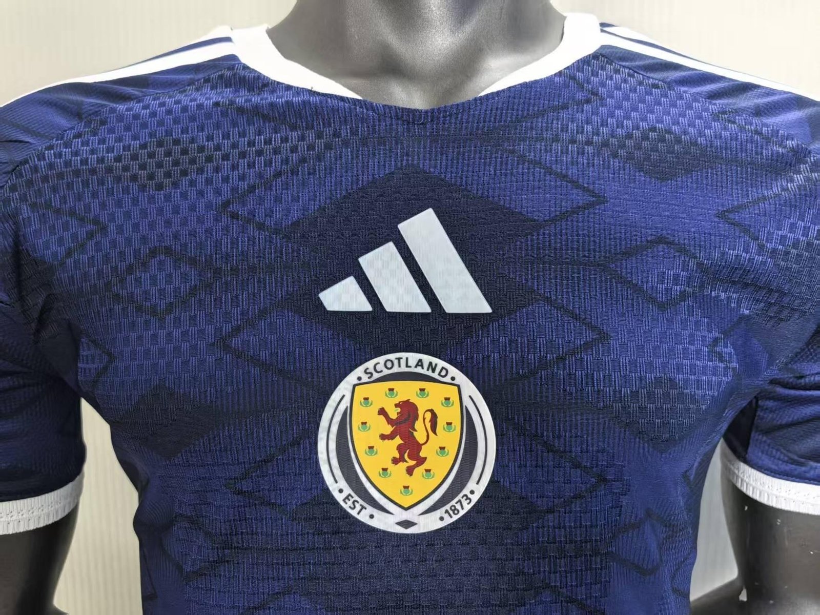 Scotland 2026 World Cup Home Jersey – Player Version (Half Sleeve) - Image 7