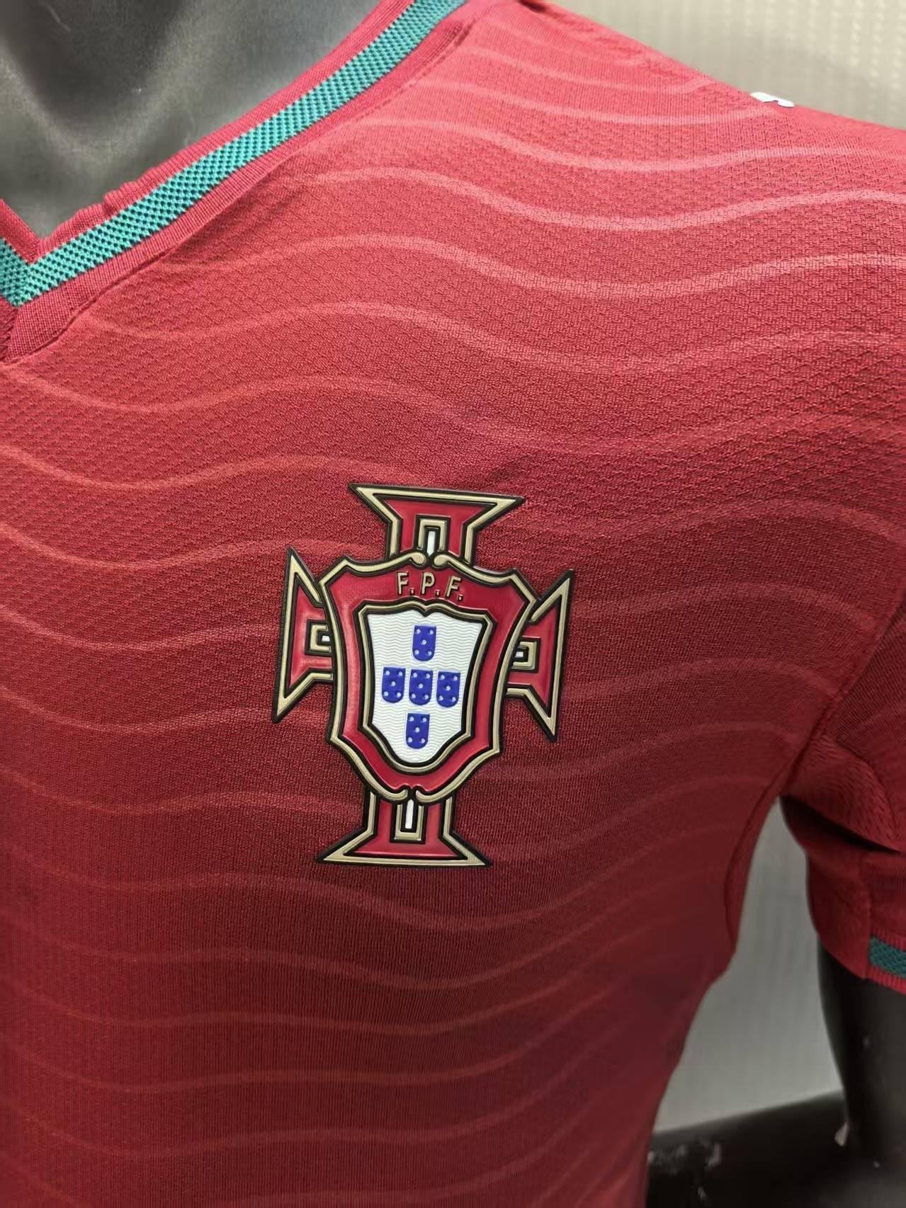 Portugal 2026 World Cup Home Jersey with Ronaldo 7 – Player Version (Half Sleeve) - Image 6