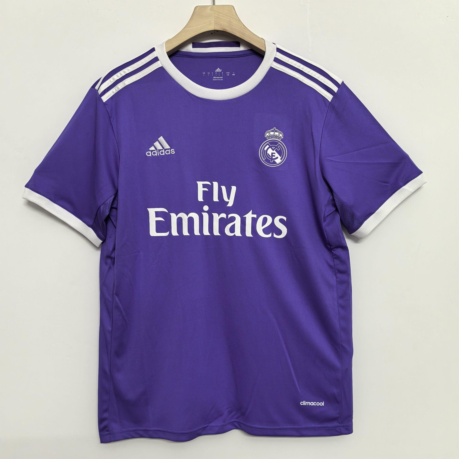 Real Madrid 2016-17 Away Purple Kit Half Sleeve- Retro Jersey - Image 4
