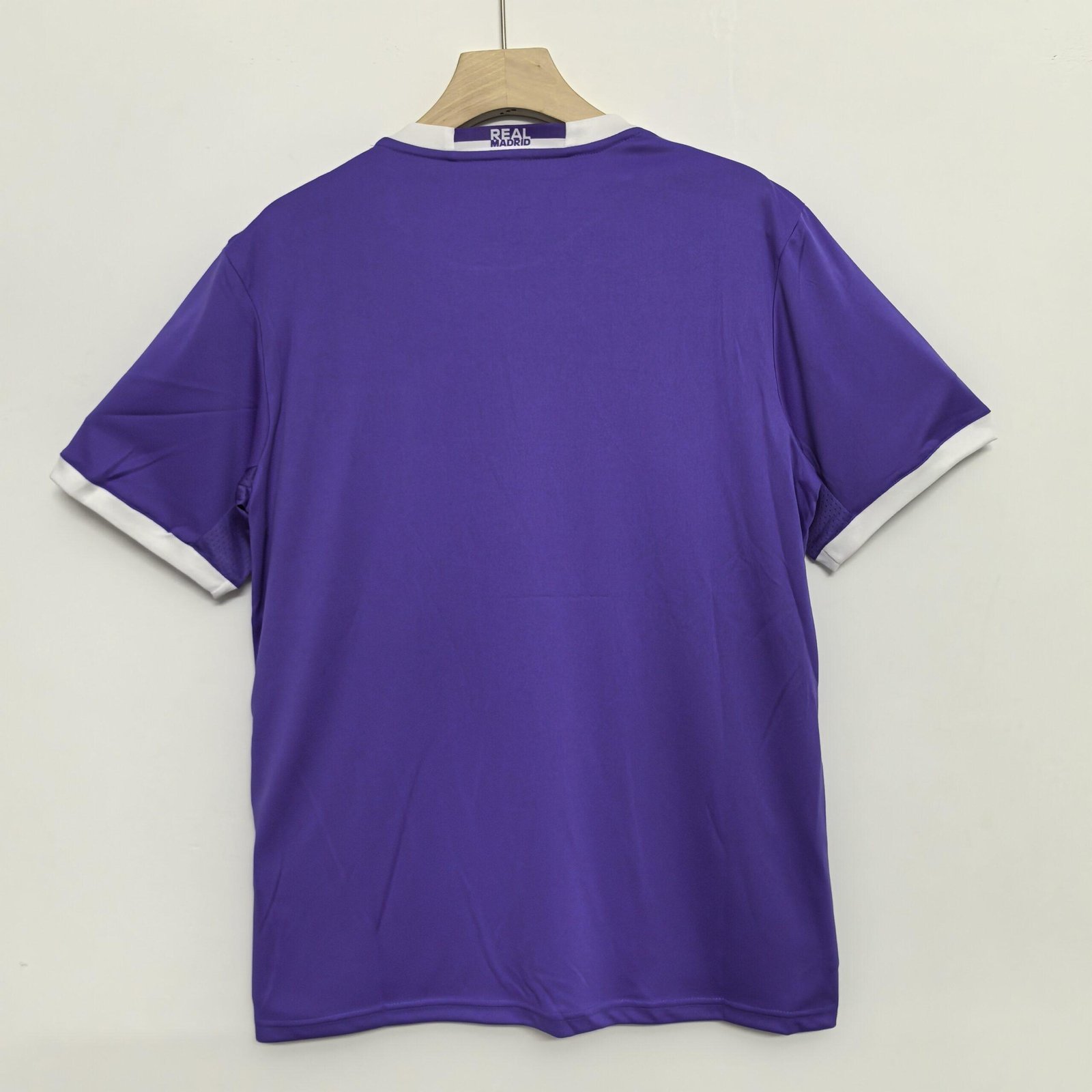 Real Madrid 2016-17 Away Purple Kit Half Sleeve- Retro Jersey - Image 3
