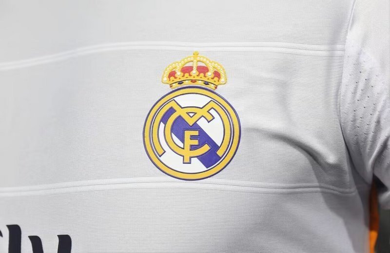 Real Madrid 2013/14 Home "La Decima" Jersey (Half Sleeve) - Retro Jersey - Image 4