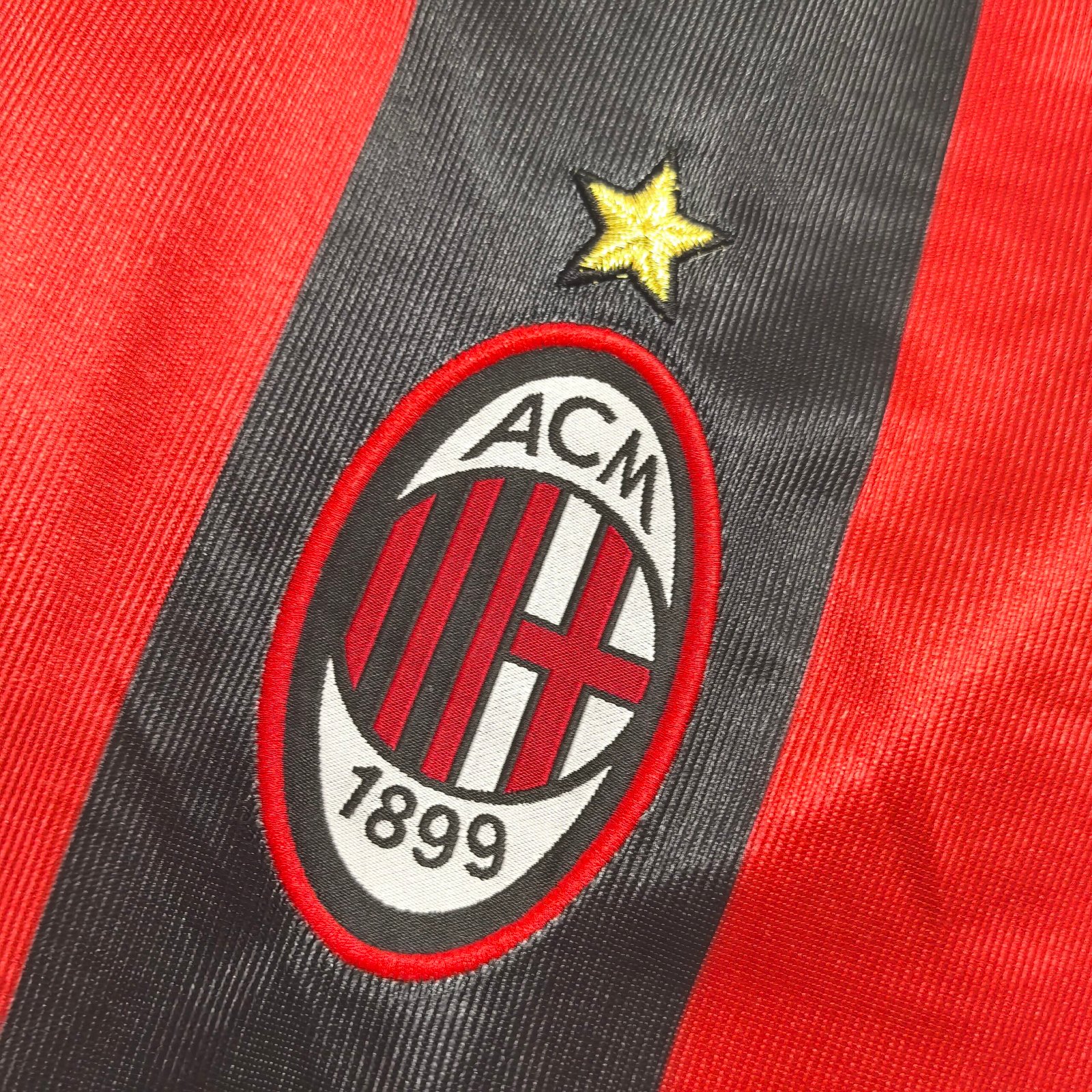 AC Milan 98-99 Home Vintage Half Sleeve- Retro Jersey - Image 5